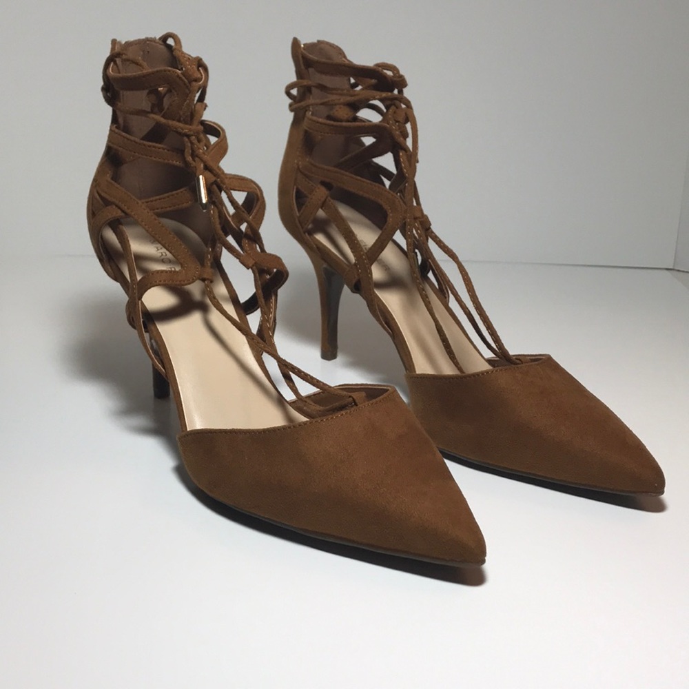 New Marc Fisher Lace Up Taupe Suede Heels 9 1/2